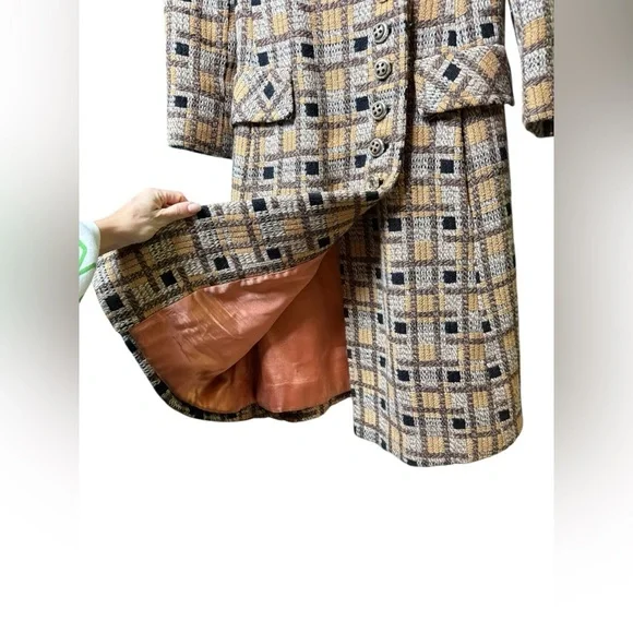 Vintage Tweed and Raccoon, Penny Lane fur coat, medium - Picture 7 of 10